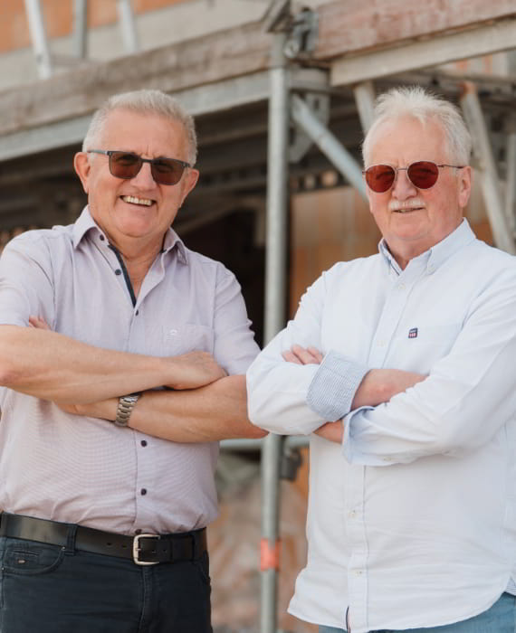 Die Gründer der Compact Bau GmbH & Co.- ihrem Bauunternehmen in Ostwestfalen-Lippe Bielefeld und Lage