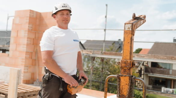 Die Mitarbeiter der Compact Bau GmbH bieten viele Bauleistungen rund um ihr Bauporjekt an.